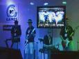 Icrontic plays Rock Band 3 at E3 2010