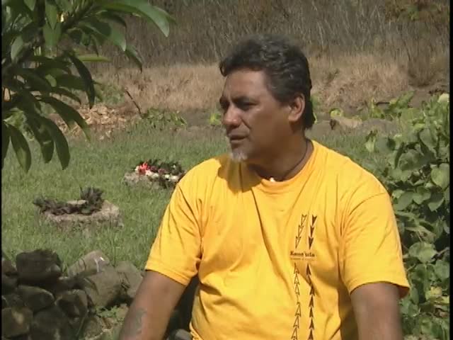 Interview with Keeaumoku Kapu in Kauaʻula Valley 6/2/2003 tape 1