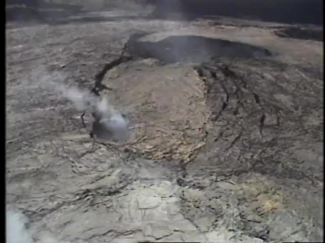 "Kūpaianaha vent and eruption" KGMB news story 4/25/88