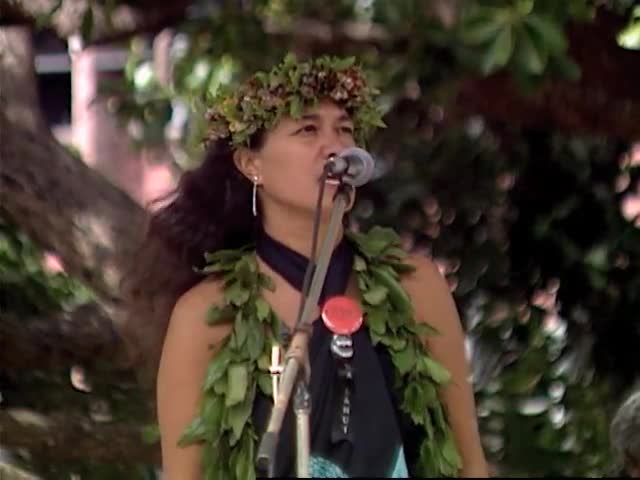 Haunani Kay Trask speaks at ʻOnipaʻa 1/17/1993