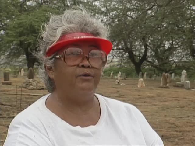 B-roll ʻEwa community clean up, old ʻEwa plantation homes, and interview with Pastora Shibuya 5/6/95