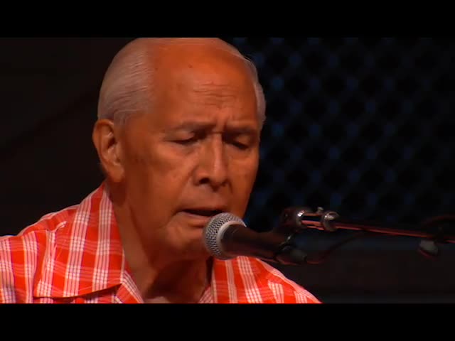 Sons of Hawaiʻi at Palikū Theatre 10/14/09 tape 4