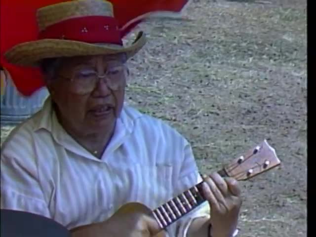 Zuttermeister ʻohana practice at Waimānalo Beach Park 9/29/1989 tape 2