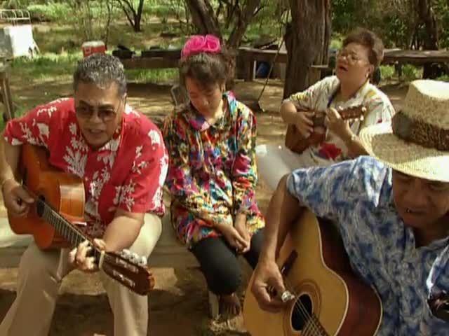 Manu Kahaialii and ʻohana at the beach 2/28/91 tape 2
