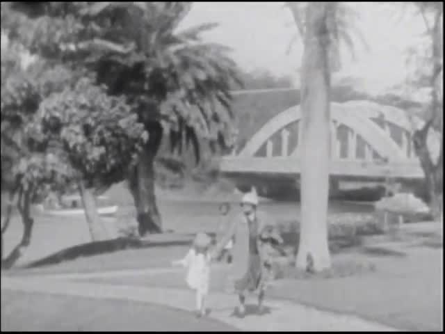 Amos Home Movies #7 - "Scenes around Honolulu and on Island of Oahu" 1926